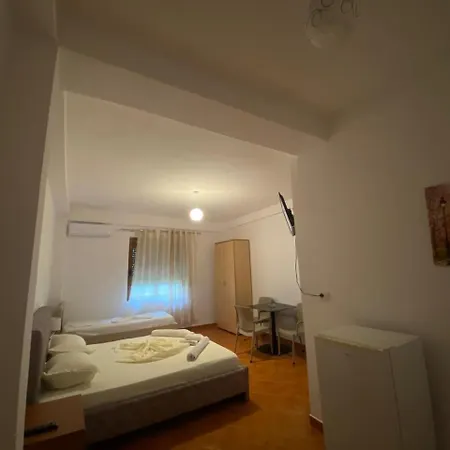 Jon Alloggio in famiglia *